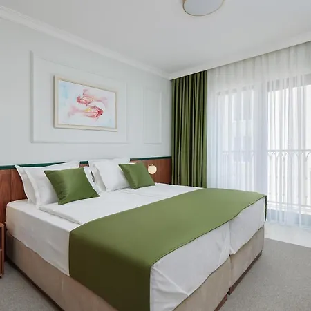 Hotel Diplomat By Aycon