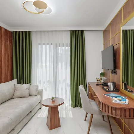 Diplomat By Aycon Hotel Budva