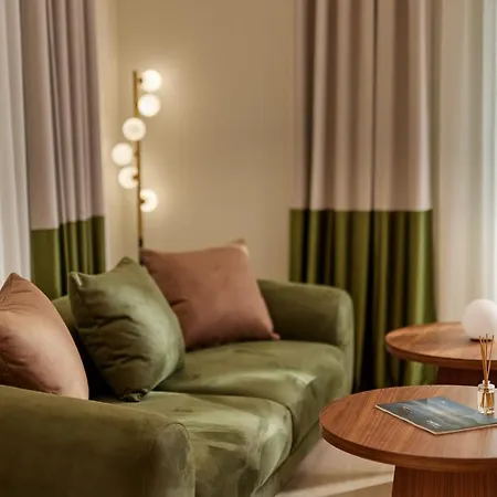Hotel Diplomat By Aycon 4*