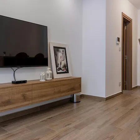 Diplomat By Aycon Hotel